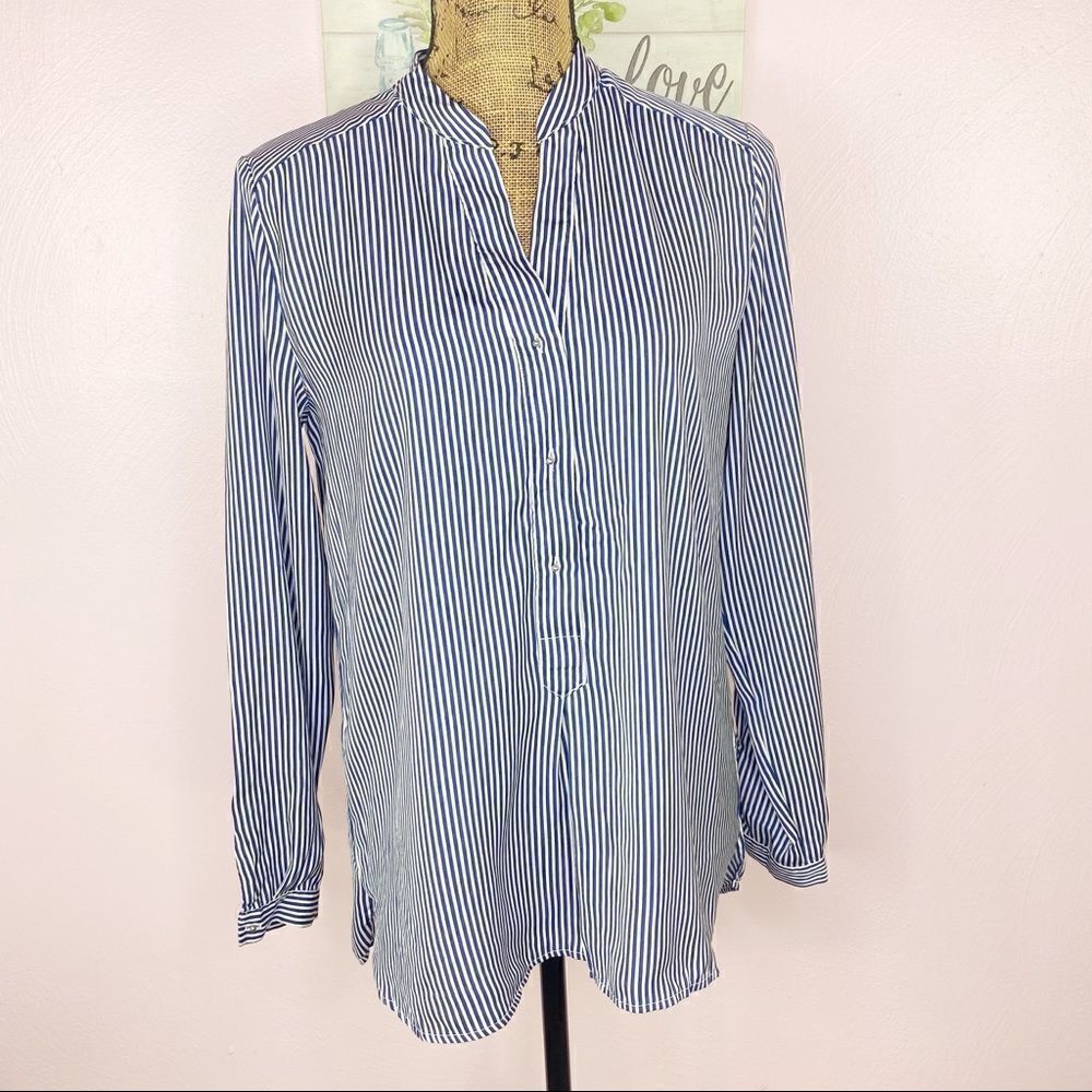 MNG Suit Striped‎ V-neck 3/4 Button Long Sleeve Blouse Blue White Size Medium